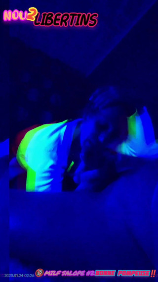 Hot couple libertin: Děvka MILF # 2 dobrá pumpa!