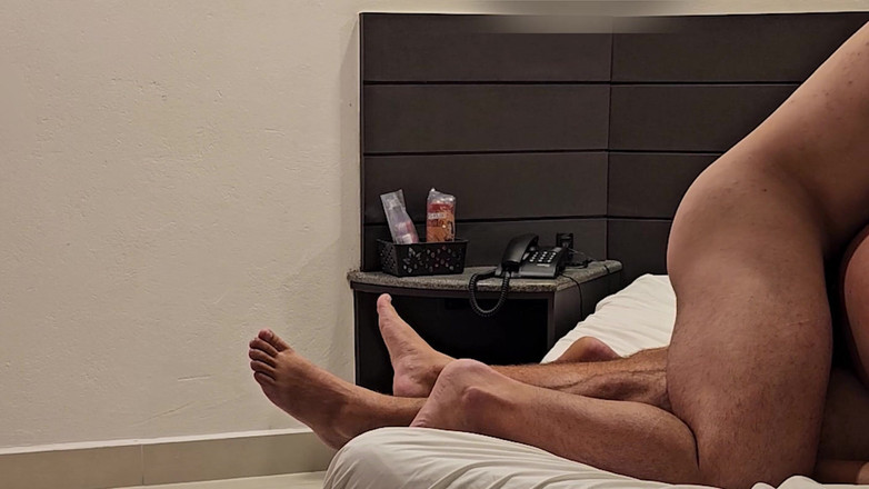 Casada Liberada griffin: Compartir La Polla Del Macho Con Su Marido Que Chupaba...