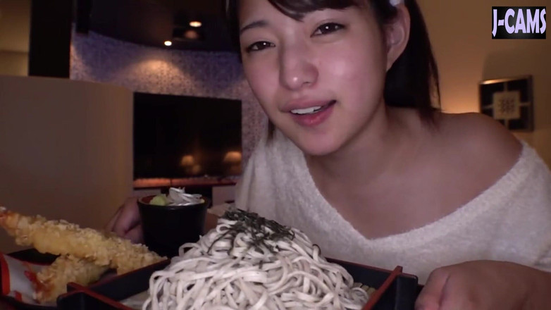 J-Cams: 차밍 미녀. 장난꾸러기 미소의 장난기 넘치는 데이트 6부