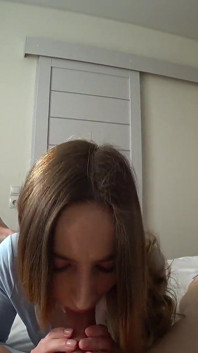 Mă uit la porno cu sora vitregă și o fut tare pe Anny Walker