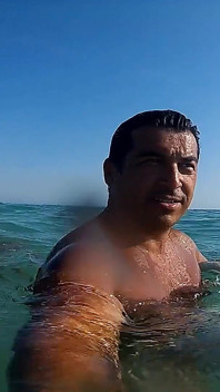 Desnuda en la playa