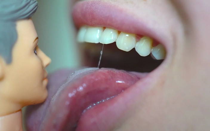 Rarible Diamond: Ciuman besar cewek raksasa yang lembut