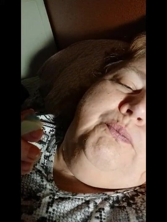 BBW nurse Vicki adventures with friends: I love Ice cream, bananas and popsicles Yum