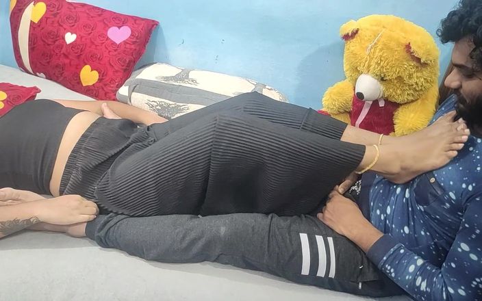 Vaigavarun Feet romance: Chest Trample