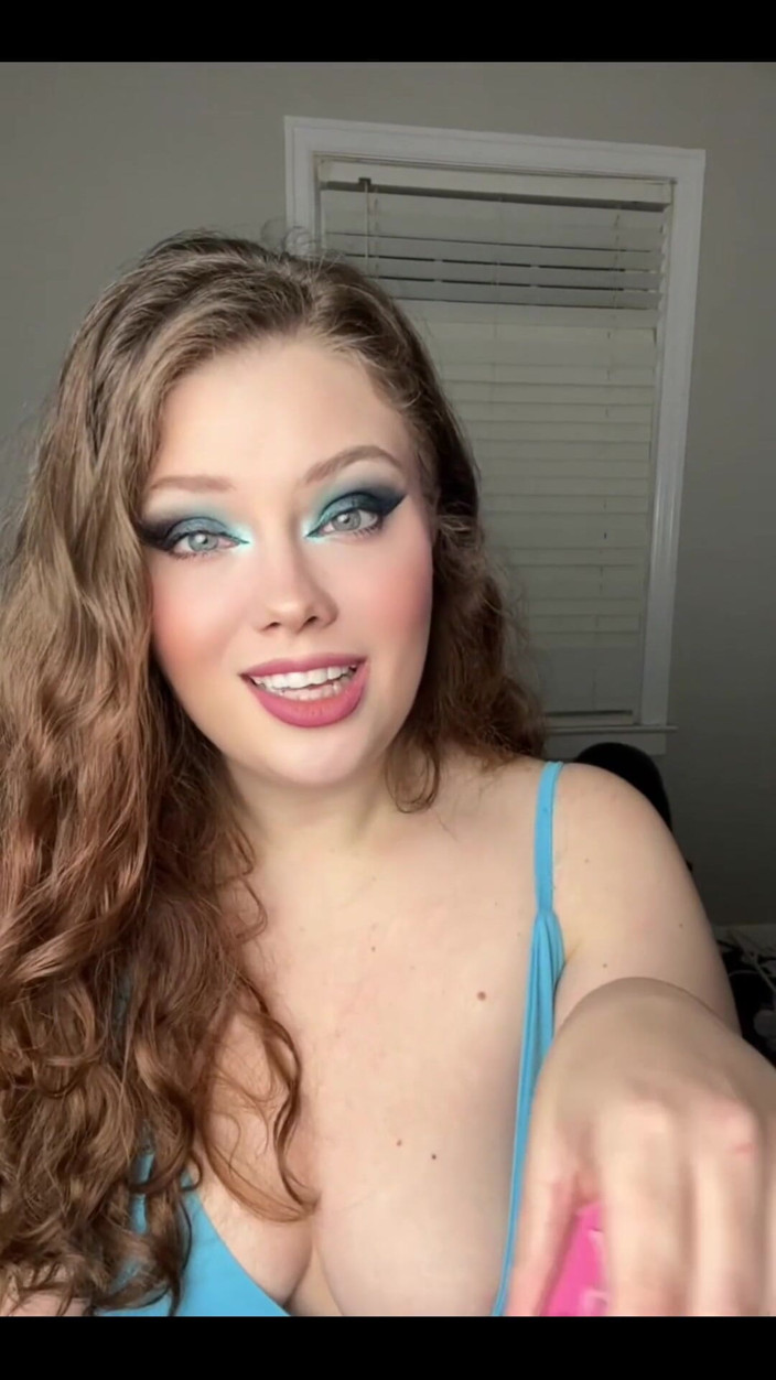 Dirtysecret: Sfw Femdom POV