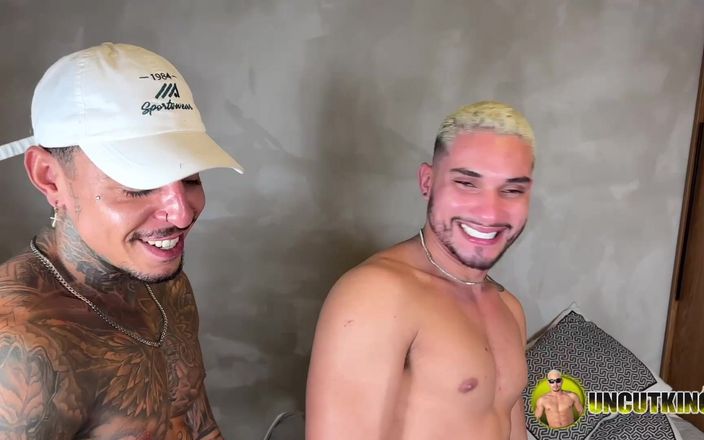 UncutKing: Сексуальный ебарь Hayden Gotti Jao Lucas, папочка трахает мускулистую грубо необрезанной