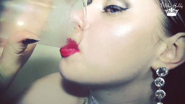 Goddess Misha Goldy: Valentines red marks on glass