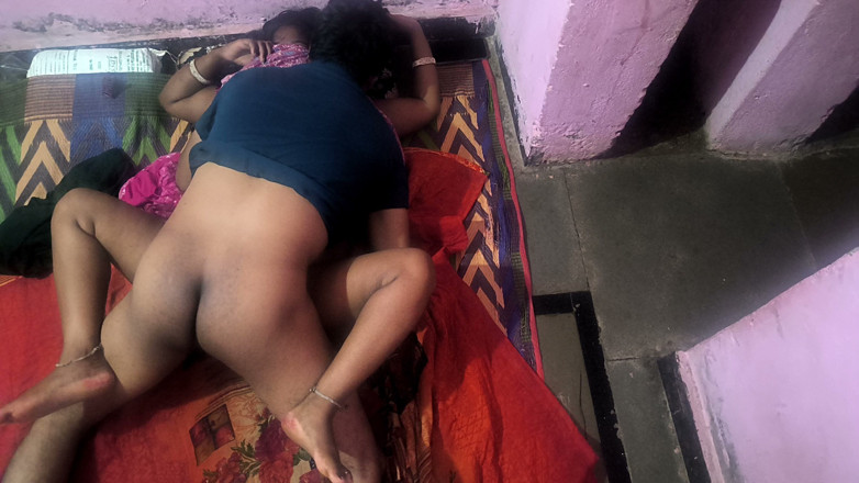 Amarjit2526: Його величезний член був занадто жорстким. Але він так добре кінчив у мене. 4k hd команда Тіма