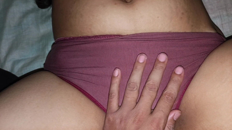 Hot Sudipa: Bengalski Piękny napalona wioska Bhabhi, zadzwonił do mnie w nocy 1...
