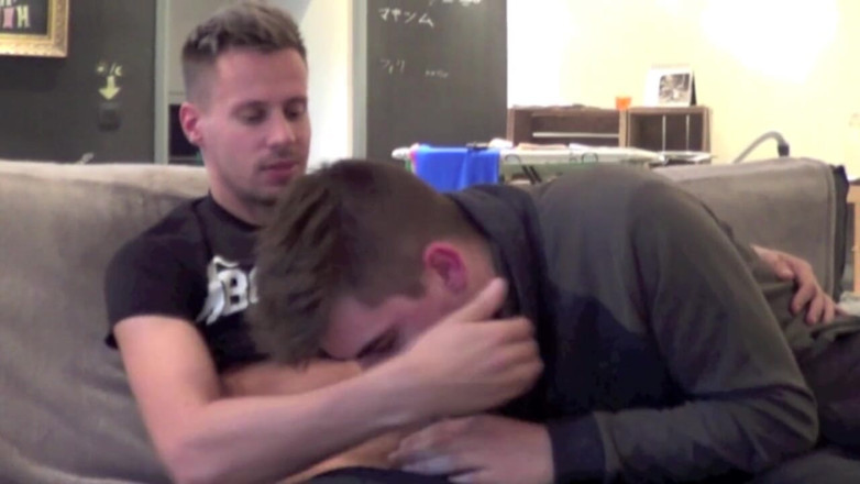 Gaybareback: Innocent twnk fucked bareback by Filip for gay porn casting