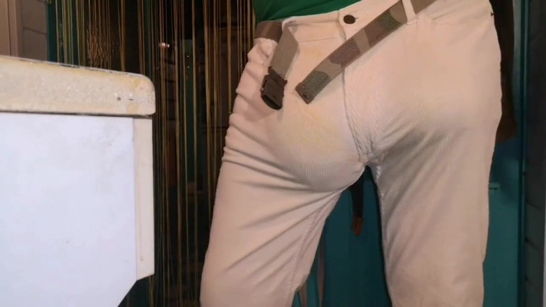 Monster_Meat_: Pantaloni strâmți umflăți
