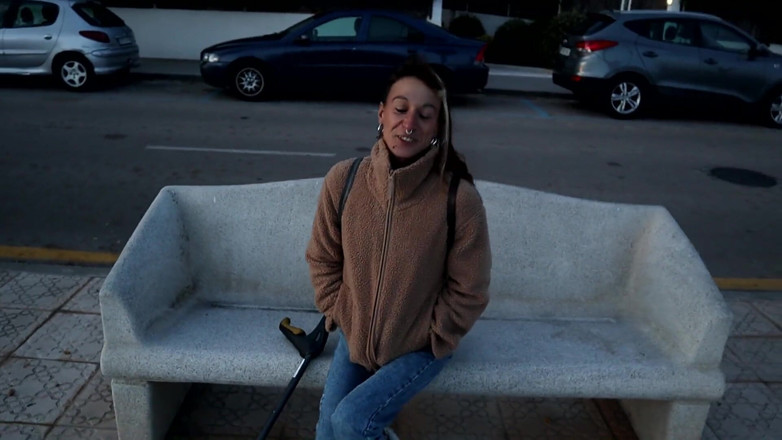 Magia Rosa: This Girl Invites Me to Her Van to Have Sex