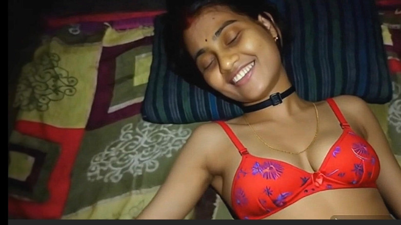 Ankita277: Min söta styvsyster ankita hård sex med stor barder full...