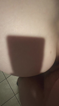 Grande tit asiático mariquita trampa cum dump deepthroat preñada anal bareback perrito creampie en público baño público