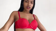 Uma lingerie vermelha sexy, masturbação muito rica