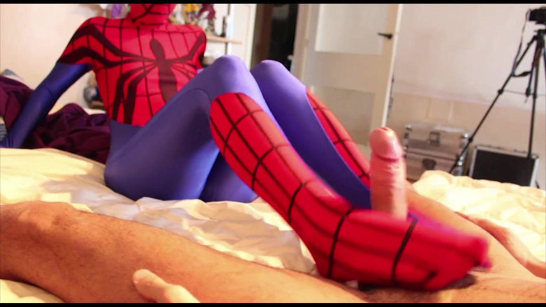 Nylon Xtreme: Zentai super hjältinna spidergirl avsugning