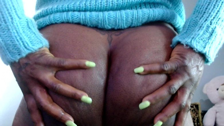 Maeling: Cheating Slut Gets Owned in Oily Anal Ingest - Giantess Ebony...