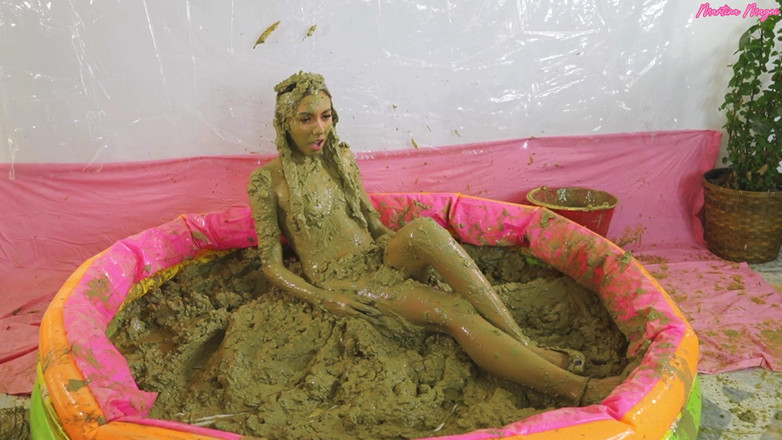 MartinaMagni: 泥の姫 パート・ワム