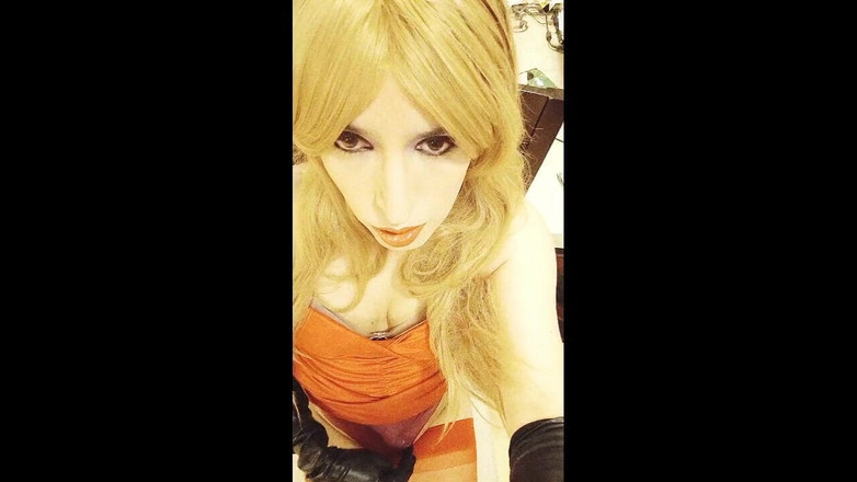 Tammy sissy slave: Masturbación Anal En Casa