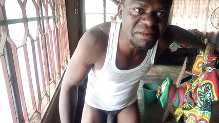 Moviesporn1: Kız arkadaşımdan eve gelmesini bekleyeceğim