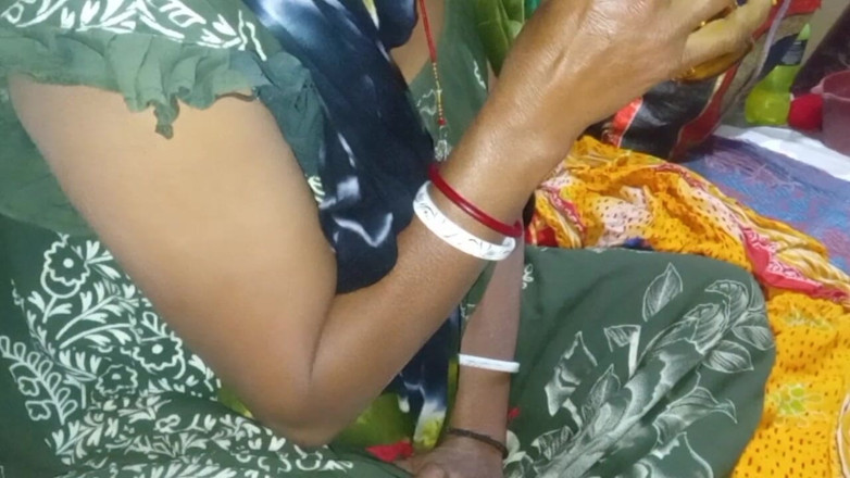 Bengaliauntykichut: Bhabhi desi ficken