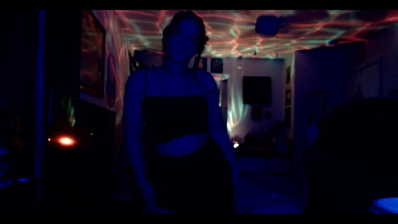 Alli Anderson: Room Like a Club