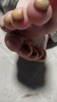 Lâcher la beauté de mes pieds nus pour toi