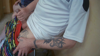 Zona901: Přistižen při honění a pomohl jí stříkat