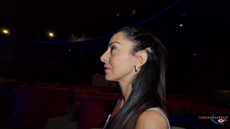 Ferrero homemade Tx: Vítejte v Sexuálním klubu. Maya a Luca POV Adventure s...