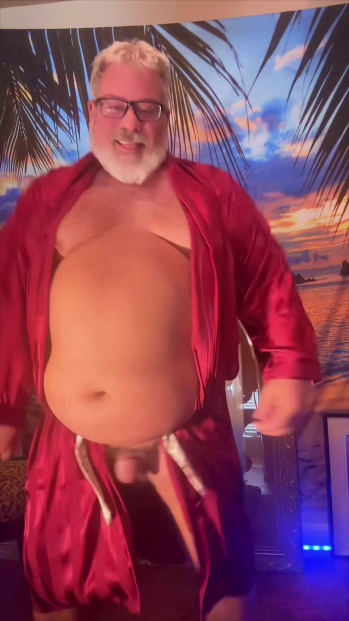 Hand-Free-Daddy-Chub: Відомий оголений танцюючий ведмідь