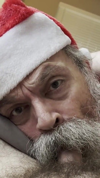 Büyükbaba Noel Baba Ayı Horozlara Tapıyor