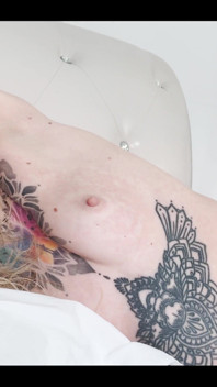 Who`s Wanna Cuddle Naked?