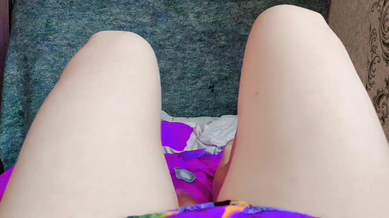 Kitty_Cross: Stříkání do penispump ve vodě stříkání tak sexy, miluji to...