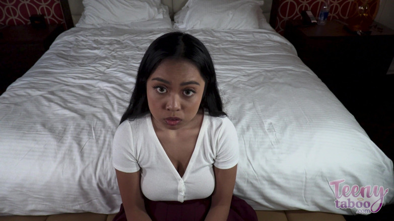 Teenytaboo: Luna Mills choot men viry vaali chhaatra