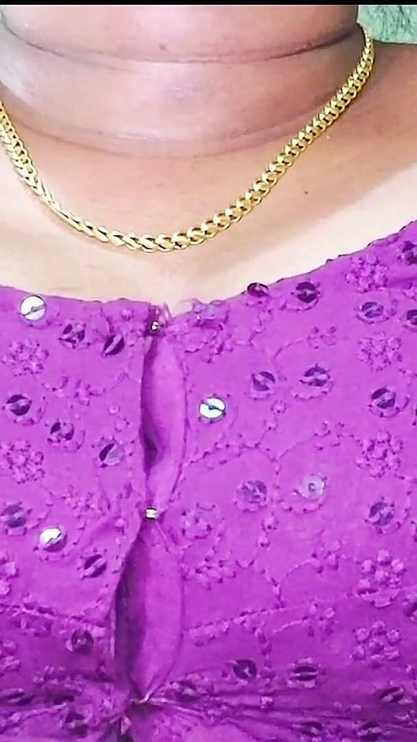 Desi Mohini: È andato a casa della ragazza e ha fatto sesso...
