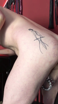 Empress Bella Sadic Destroy the Slave's Ass