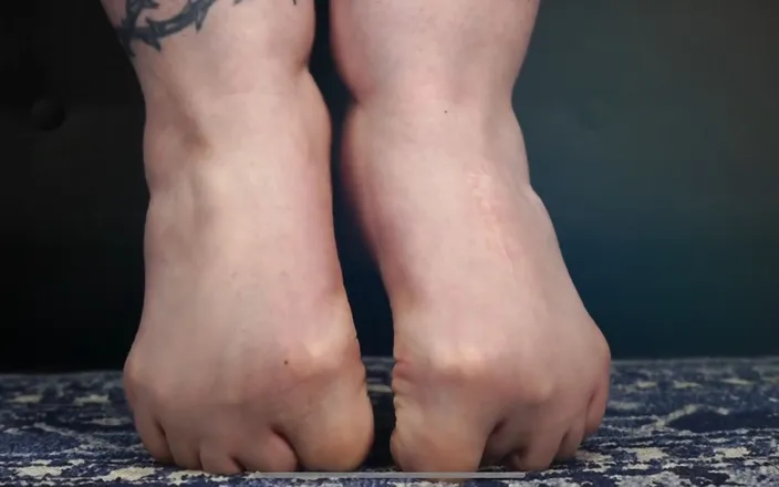 Miss quinn Cater: Feet and Pussy