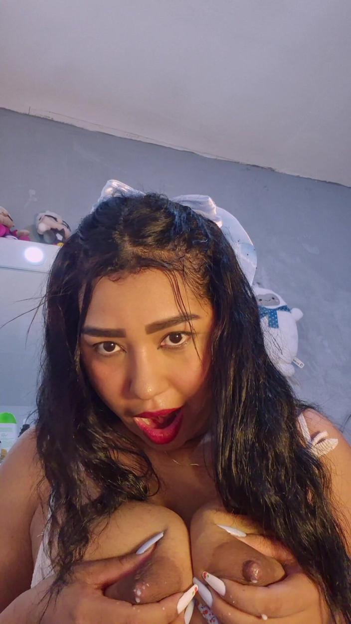 Pikaa6: Wanting for a Man to Cock Me Every Day.