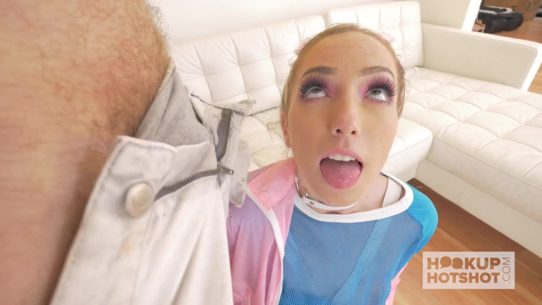 Hookup Hotshot: Skinny teen cutie Zoe Parker meets guy on dating site...