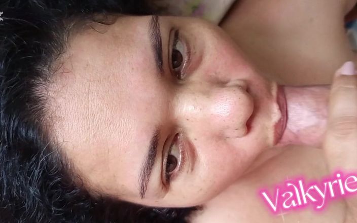 Valkyrieandluigy: Chubby Girl Sucking Deep Throat
