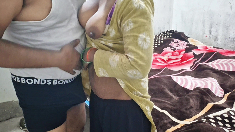 ExcitedWomen: Bhabhi indienne sexy