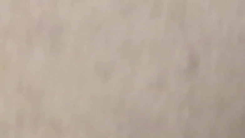 Tina Baby: Am găsit o femeie bătrână desi care se sub scară...