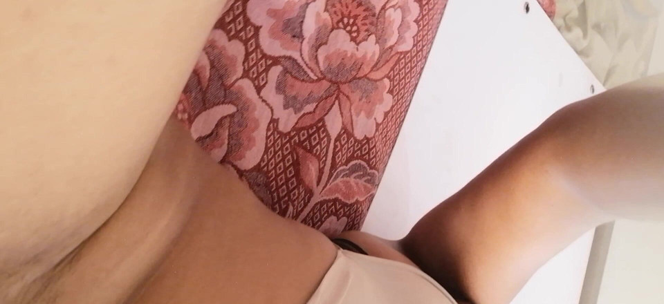 Tina Baby: Fiica vitregă cerșind laptele tatălui vitreg