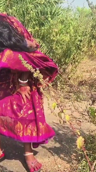 Esposa del pueblo follada al aire libre por su cuñado