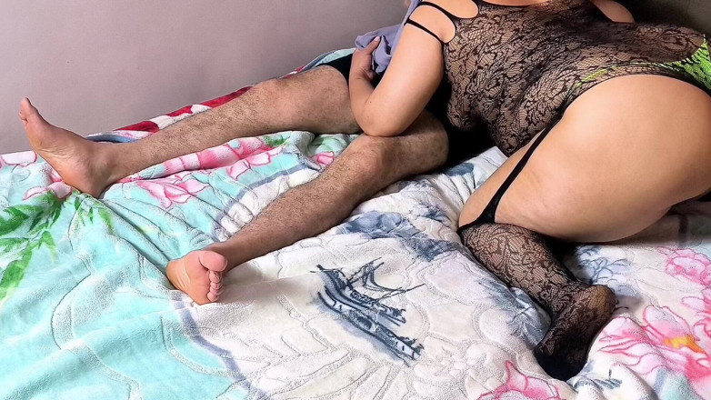 Arabic ebony BBW: Pantat semok istri arab saudi
