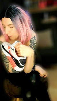 Lady Angela Nike Sneakers POV Smelly Sneakers Bare Feet