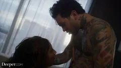Profundo. La pelea de Septiembre y Aaron conduce a sexo duro intenso