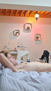 Młody czeski żołnierz próbuje seksu gejowskiego, gdy jego dziewczyny nie ma w pobliżu - jirkan