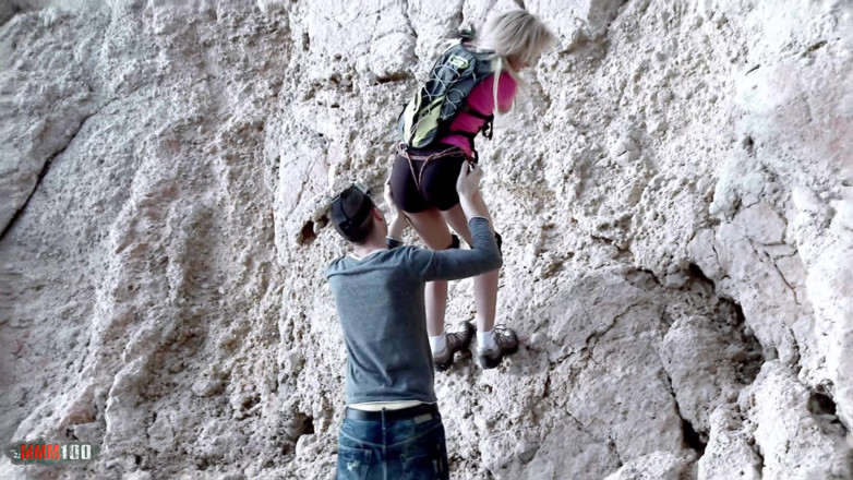 MMM100 Fuck Buddies: 아니타 리베이로: 아니타의 암벽 등반이 케빈 화이트와 함께 록 하드 액션으로 변합니다.