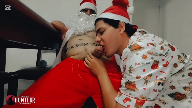 TheBlacKHunterr: The Big and Thick Christmas Gift